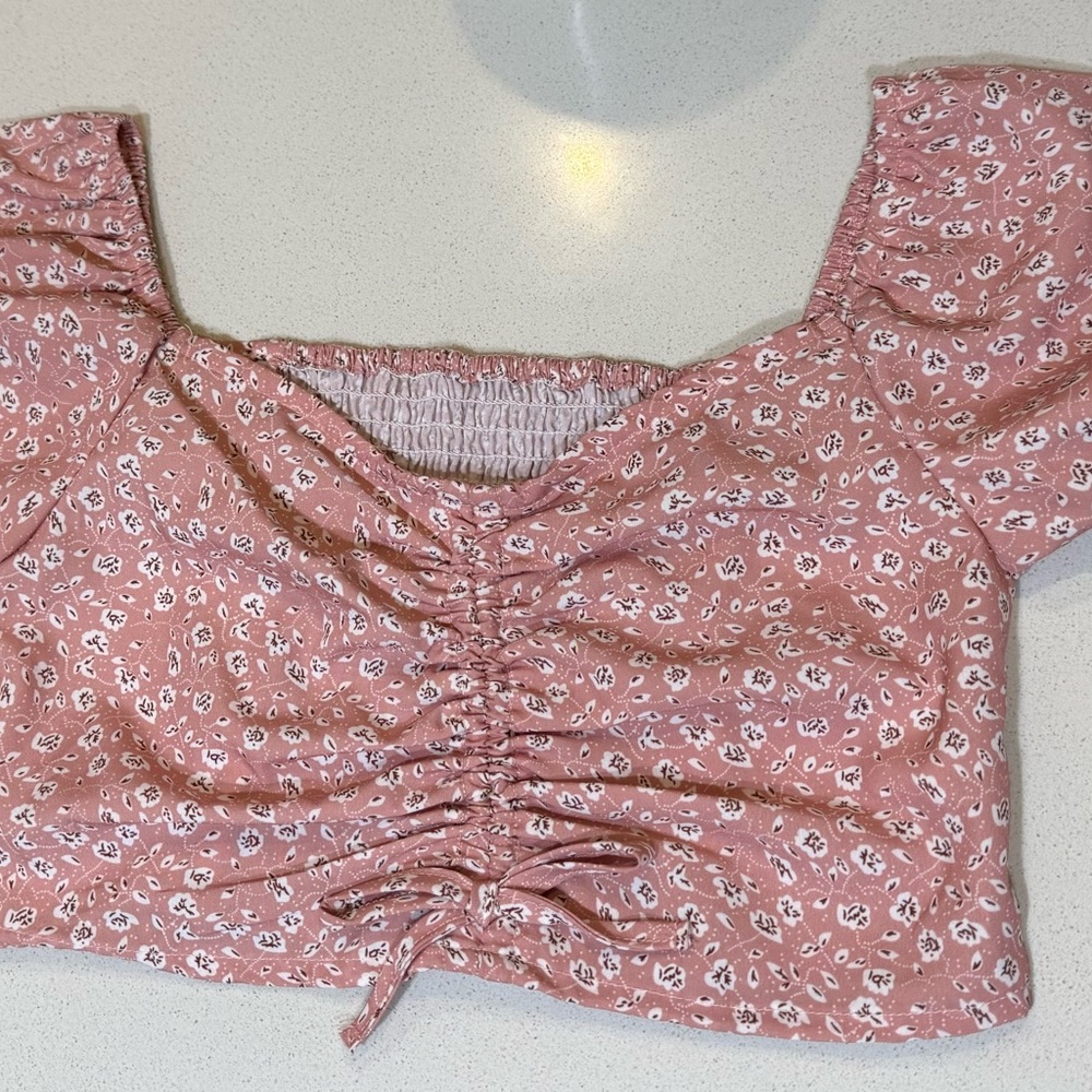 SHEIN Pink Floral Ruched Crop Top adult XS new